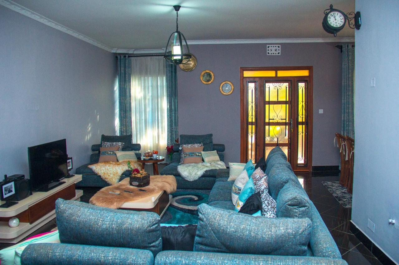 أروشا Mina Chai House Bnb المظهر الخارجي الصورة